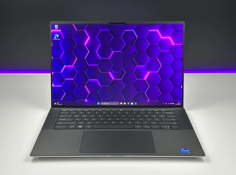 Dell XPS 15 9520 z i7-12700H i RTX 3050 łączy mobilność z mocą. Ekran FHD+ 15,6" zapewnia komfort pracy i świetną jakość obrazu. Wejdź do LF!