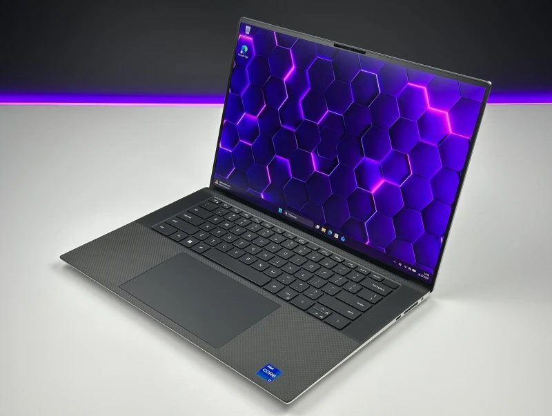 Dell XPS 15 9520 z i7-12700H i RTX 3050 łączy mobilność z mocą. Ekran FHD+ 15,6" zapewnia komfort pracy i świetną jakość obrazu. Wejdź do LF!