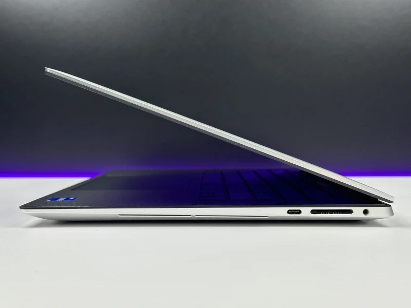 Dell XPS 15 9520 z i7-12700H i RTX 3050 łączy mobilność z mocą. Ekran FHD+ 15,6" zapewnia komfort pracy i świetną jakość obrazu. Wejdź do LF!