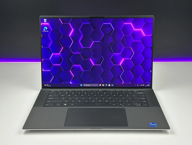 Dell XPS 15 9520 z i7-12700H i RTX 3050 łączy mobilność z mocą. Ekran FHD+ 15,6" zapewnia komfort pracy i świetną jakość obrazu. Wejdź do LF!