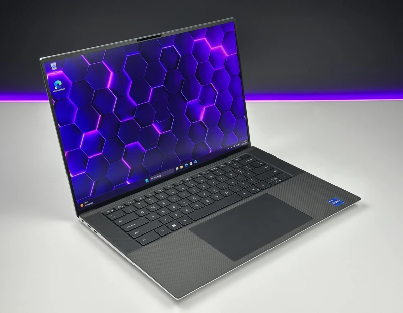 Dell XPS 15 9520 z i7-12700H i RTX 3050 łączy mobilność z mocą. Ekran FHD+ 15,6" zapewnia komfort pracy i świetną jakość obrazu. Wejdź do LF!