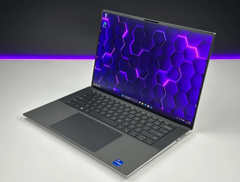 Dell XPS 15 9520 z i7-12700H i RTX 3050 łączy mobilność z mocą. Ekran FHD+ 15,6" zapewnia komfort pracy i świetną jakość obrazu. Wejdź do LF!