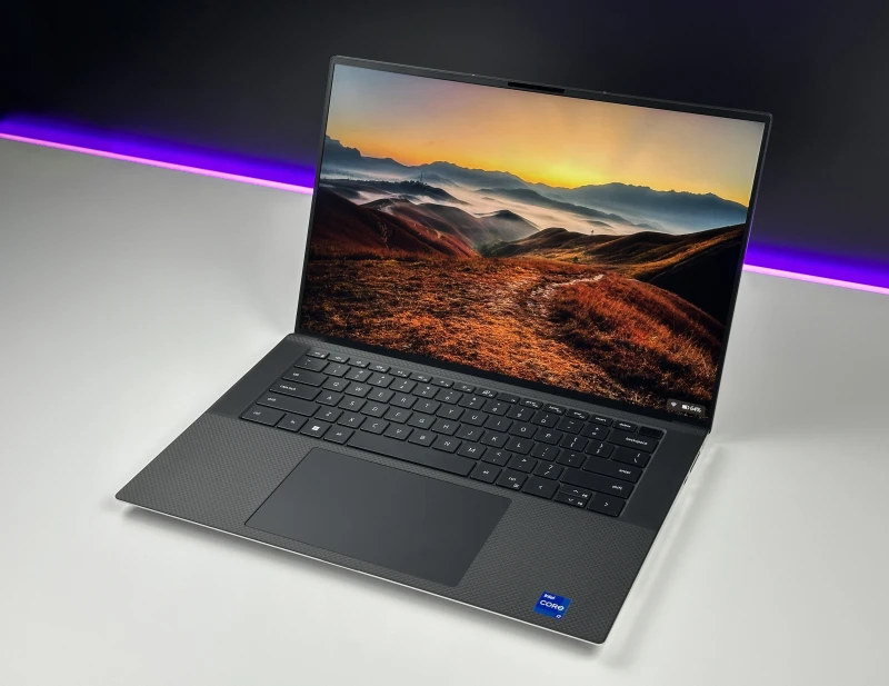 Dell XPS 15 9520 z i7-12700H i RTX 3050 łączy mobilność z mocą. Ekran FHD+ 15,6" zapewnia komfort pracy i świetną jakość obrazu. Wejdź do LF!