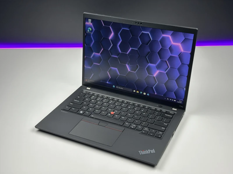 Lenovo ThinkPad T14s Gen 4 - i7-1365U, 32GB LPDDR5. Lekki ultrabook biznesowy z klawiaturą US i obsługą Wi-Fi 6E do nowoczesnej pracy mobilnej.