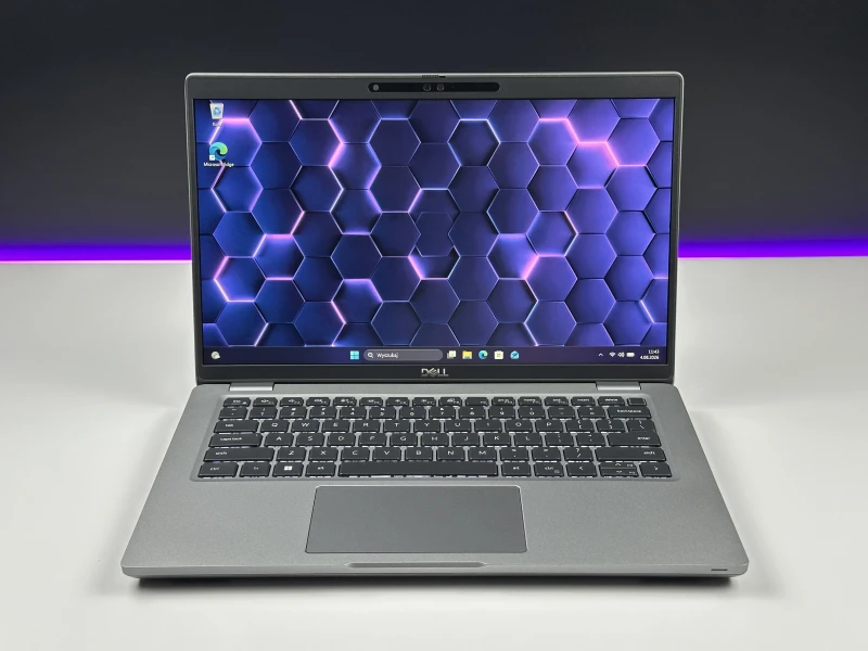 Dell Latitude 5431 z i7-1270P i ekranem FHD 14" to wydajny laptop biznesowy do pracy biurowej, mobilnej i codziennych zadań. Klawiatura QWERTY PL.