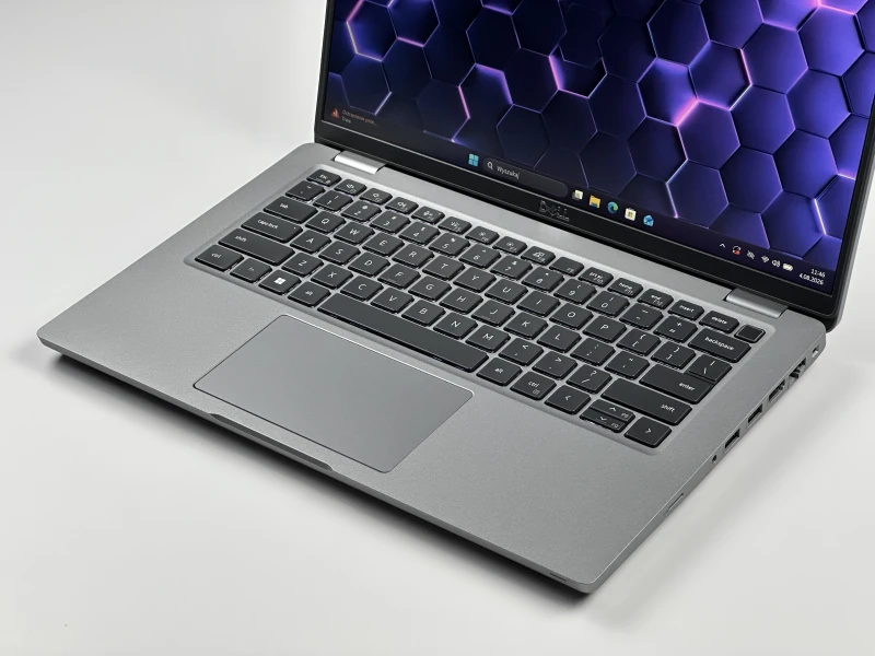 Dell Latitude 5431 z i7-1270P i ekranem FHD 14" to wydajny laptop biznesowy do pracy biurowej, mobilnej i codziennych zadań. Klawiatura QWERTY PL.