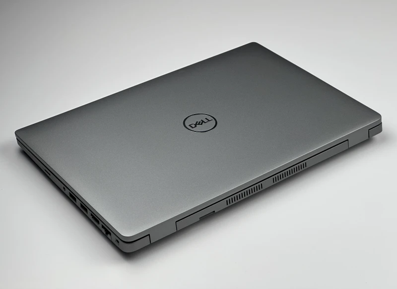 Dell Latitude 5431 z i7-1270P i ekranem FHD 14" to wydajny laptop biznesowy do pracy biurowej, mobilnej i codziennych zadań. Klawiatura QWERTY PL.