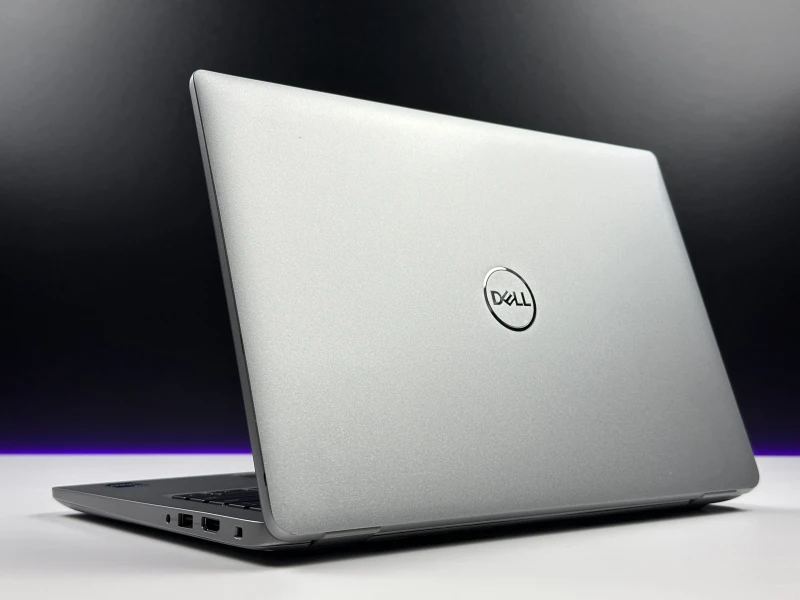 Dell Latitude 5440 z procesorem  i7-1365U, dotykowym ekranem 14" FHD. Laptop biznesowy z czytnikiem linii papilarnych, klawiaturą US i Thunderbolt 4.