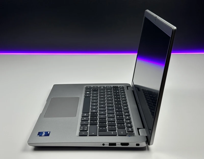 Dell Latitude 5440 z procesorem i5-1345U, ekranem 14" i modemem LTE. Laptop biznesowy do wygodnej pracy mobilnej z szybkim dostępem do sieci.
