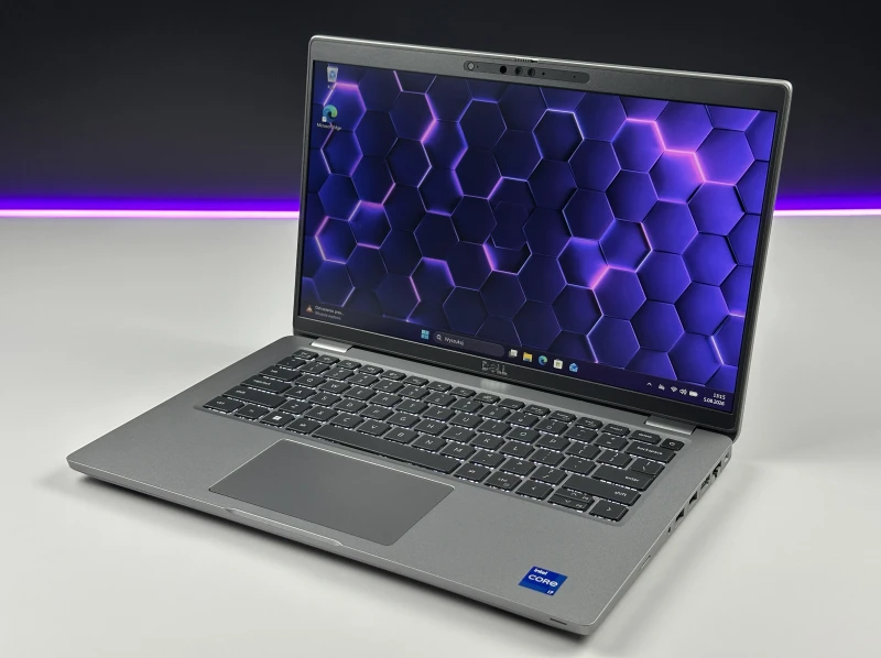 Dell Latitude 5430 z i7-1265U i matrycą FHD – laptop biznesowy z klawiaturą w układzie US, łączący wydajność i niezawodność w codziennej pracy.