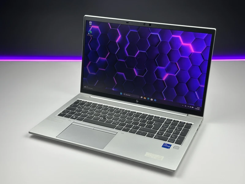 HP EliteBook 850 G8 – i7-1185G7 i matryca 15.6". Biznesowy laptop klasy premium do pracy biurowej, mobilnej i codziennych zadań. Solidna wydajność.