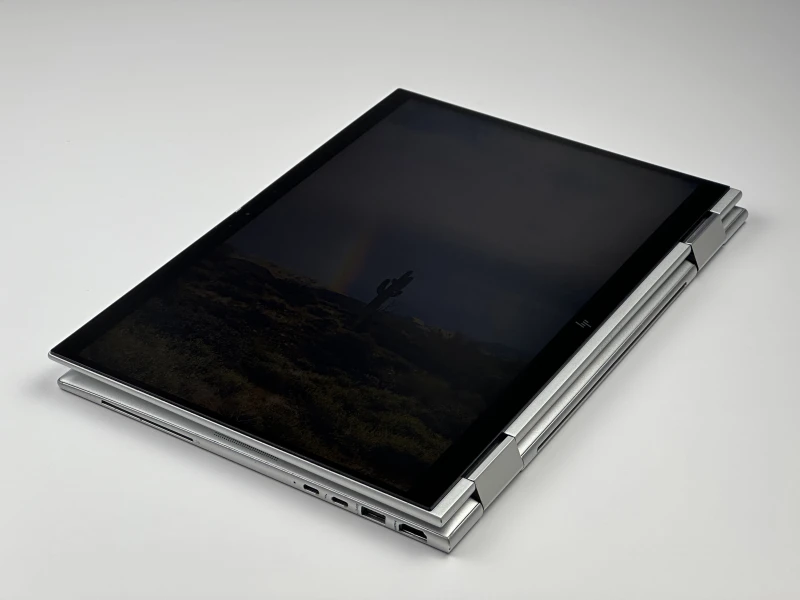 HP EliteBook x360 1040 G9 z procesorem i5-1245U, dotykowym ekranem 14" FHD+ i modemem LTE. Konwertowalny laptop biznesowy z zawiasem 360°. HP EliteBook x360 1040 G9 z procesorem i5-1245U, dotykowym ekranem 14" FHD+ i modemem LTE. Konwertowalny laptop biznesowy z zawiasem 360°.