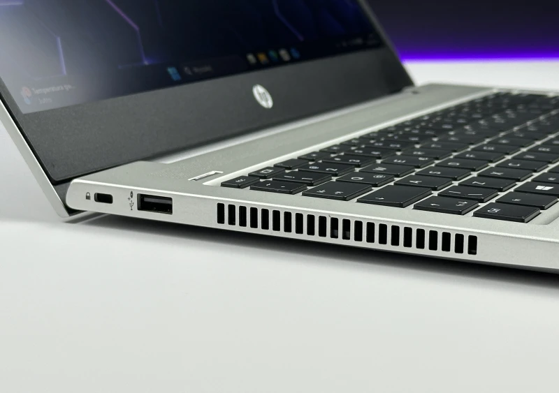 HP ProBook 440 G7 z procesorem i5-10210U i ekranem 14" FHD. Biznesowy laptop z Intel UHD Graphics, złączem USB-C i solidną obudową.