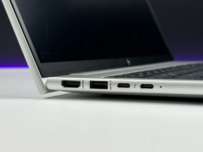 HP EliteBook 860 G9 i7-1270P, 16" FHD+ Sure View – biznesowy laptop z filtrem prywatności, idealny do pracy mobilnej i wrażliwych danych.