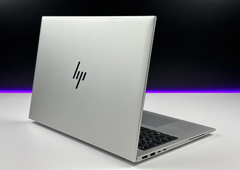 HP EliteBook 860 G9 i7-1270P, 16" FHD+ Sure View – biznesowy laptop z filtrem prywatności, idealny do pracy mobilnej i wrażliwych danych.