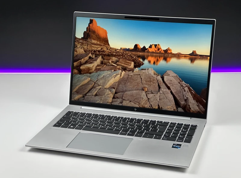 HP EliteBook 860 G9 i7-1270P, 16" FHD+ Sure View – biznesowy laptop z filtrem prywatności, idealny do pracy mobilnej i wrażliwych danych.