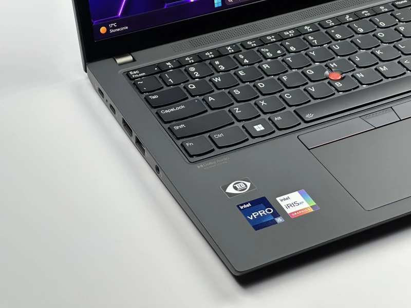 Lenovo ThinkPad X13 Gen 3 – mobilna moc w kompaktowej formie! i5-1245U, 16GB RAM, ekran FHD+. Idealny do pracy w ruchu – lekki i niezawodny!