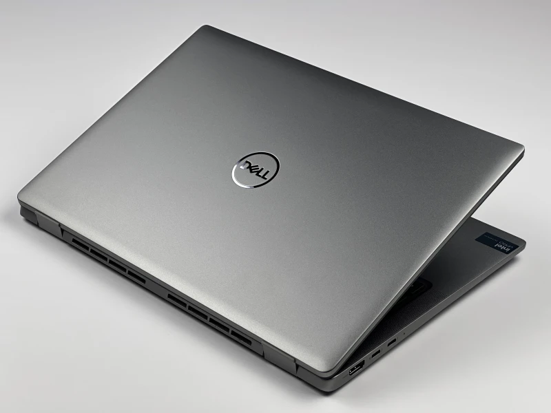 Dell Latitude 7450 z procesorem Intel Core Ultra 7 165U, 16 GB RAM i dotykowym ekranem 14″ FHD+. Laptop biznesowy z klawiaturą US. Dell Latitude 7450 z procesorem Intel Core Ultra 7 165U, 16 GB RAM i dotykowym ekranem 14″ FHD+. Laptop biznesowy z klawiaturą US.