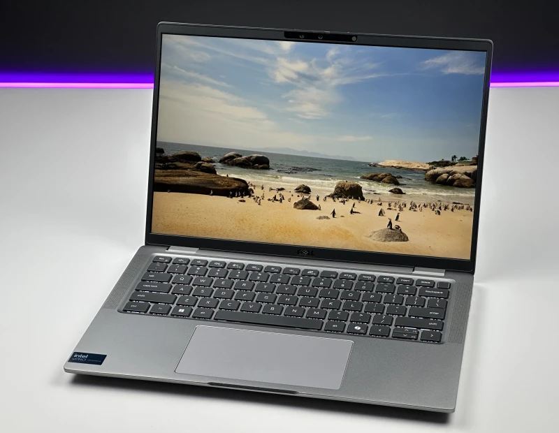 Dell Latitude 7450 z procesorem Intel Core Ultra 7 165U, 16 GB RAM i dotykowym ekranem 14″ FHD+. Laptop biznesowy z klawiaturą US. Dell Latitude 7450 z procesorem Intel Core Ultra 7 165U, 16 GB RAM i dotykowym ekranem 14″ FHD+. Laptop biznesowy z klawiaturą US.