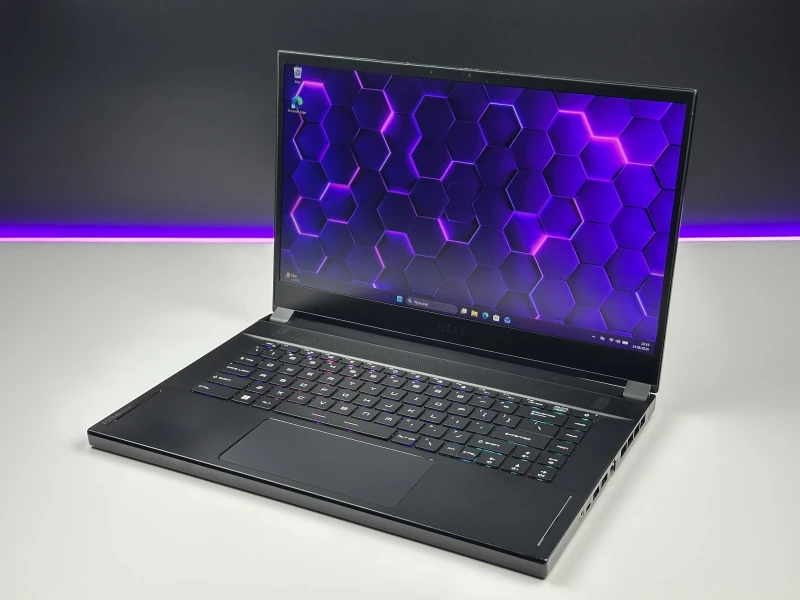 MSI GS66 Stealth 11UH - i9-11900H, 360Hz, RTX 3080. Gamingowy laptop z klawiaturą RGB i matrycą 360Hz stworzoną do rywalizacji e-sportowej.