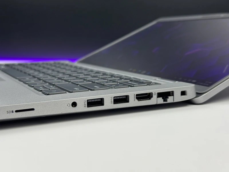 Dell Latitude 5420 z procesorem i5-1145G7, dotykowym ekranem 14" FHD i klawiaturą US. Laptop biznesowy z Intel Iris Xe i Thunderbolt 4. Dell Latitude 5420 z procesorem i5-1145G7, dotykowym ekranem 14" FHD i klawiaturą US. Laptop biznesowy z Intel Iris Xe i Thunderbolt 4.