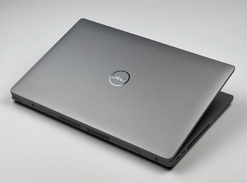 Dell Latitude 5420 z procesorem i5-1145G7, dotykowym ekranem 14" FHD i klawiaturą US. Laptop biznesowy z Intel Iris Xe i Thunderbolt 4.