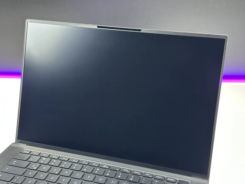 Dell Precision 5570 - procesor i7-12700H, matryca 15.6" FHD+, RTX A1000. Mobilna stacja robocza do CAD, projektowania i pracy profesjonalnej.
