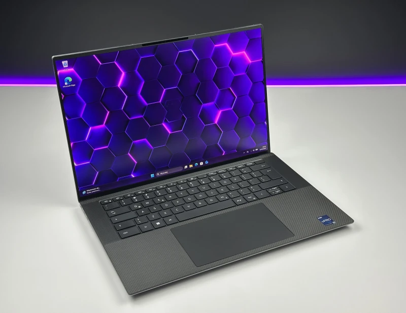Dell Precision 5570 - procesor i7-12700H, matryca 15.6" FHD+, RTX A1000. Mobilna stacja robocza do CAD, projektowania i pracy profesjonalnej.