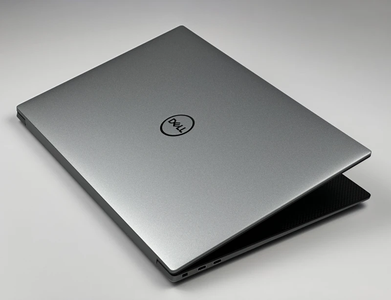 Dell Precision 5570 - procesor i7-12700H, matryca 15.6" FHD+, RTX A1000. Mobilna stacja robocza do CAD, projektowania i pracy profesjonalnej.