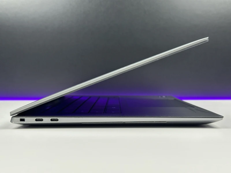 Dell Precision 5570 - procesor i7-12800H, matryca 15.6" FHD+, RTX A1000. Mobilna stacja robocza do CAD, projektowania i pracy profesjonalnej.