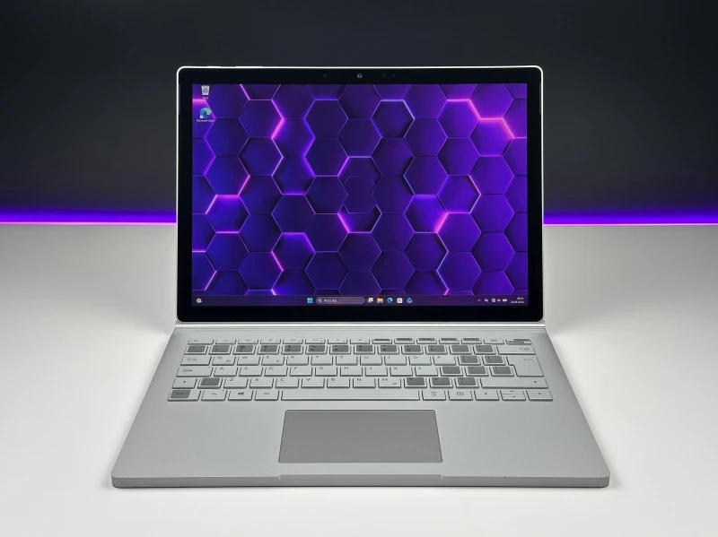 Microsoft Surface Book 3 – i7-1065G7, GTX 1650 (4GB) i dotykowa matryca 3000x2000. Moc laptopa, wygoda tabletu – twórz bez ograniczeń! ✨