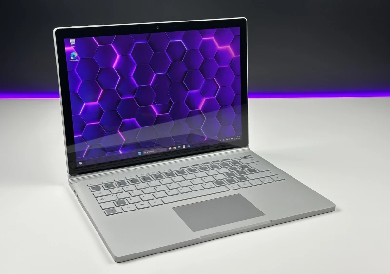 Microsoft Surface Book 3 – i7-1065G7, GTX 1650 (4GB) i dotykowa matryca 3000x2000. Moc laptopa, wygoda tabletu – twórz bez ograniczeń! ✨
