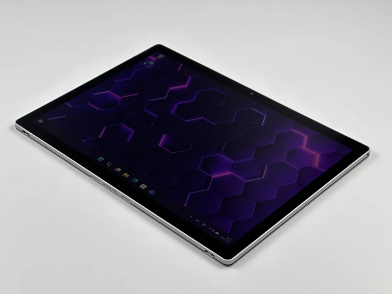 Microsoft Surface Book 3 – i7-1065G7, GTX 1650 (4GB) i dotykowa matryca 3000x2000. Moc laptopa, wygoda tabletu – twórz bez ograniczeń! ✨