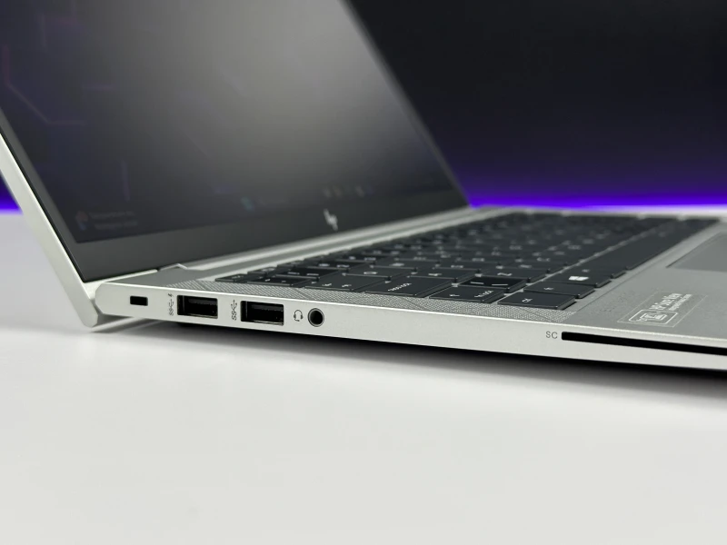 HP EliteBook 830 G8 z i5-1145G7, 13.3" FHD Sure View. Kompaktowy laptop biznesowy z funkcją ochrony prywatności ekranu i lekką konstrukcją.