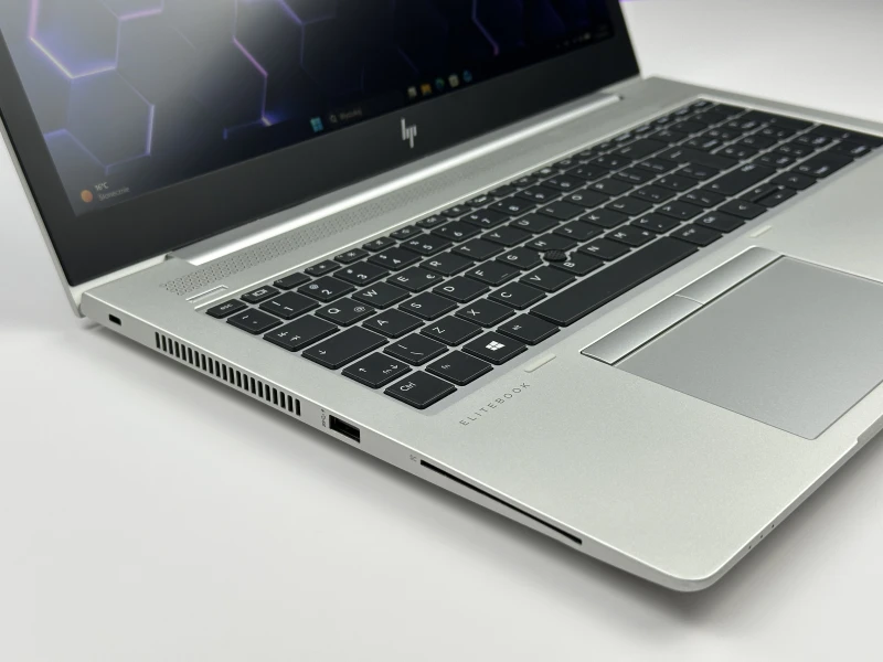 Laptop biznesowy HP EliteBook 850 G6 z i7-8665U i matrycą FHD – niezawodny ultrabook do pracy biurowej, zdalnej i codziennego użytkowania.