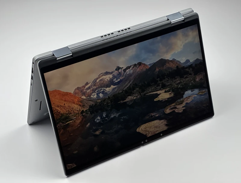 Dell Latitude 7430 2-in-1 z i7-1265U, 32GB RAM i dotykowym ekranem 14" FHD. Aluminiowy laptop w kolorze tytanowoszarym z Intel Iris Xe. Dell Latitude 7430 2-in-1 z i7-1265U, 32GB RAM i dotykowym ekranem 14" FHD. Aluminiowy laptop w kolorze tytanowoszarym z Intel Iris Xe.