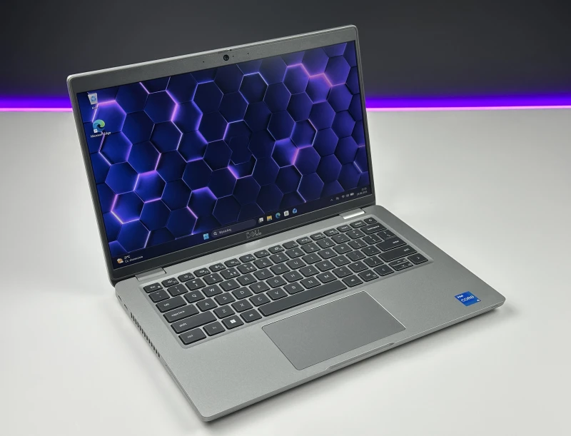 Dell Latitude 5430 - procesor i5-1235U, matryca 14" oraz modem LTE – nowoczesny laptop biznesowy z klawiaturą US, idealny do pracy.