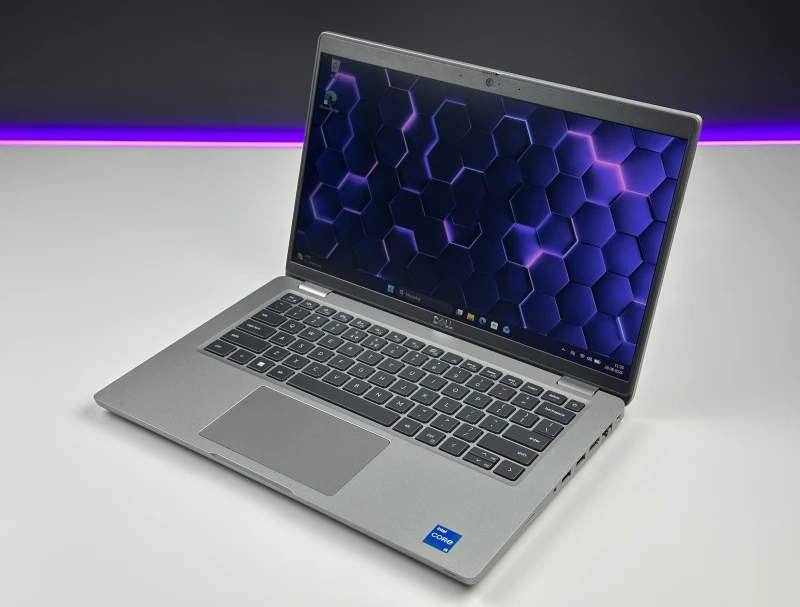 Dell Latitude 5430 - procesor i5-1235U, matryca 14" oraz modem LTE – nowoczesny laptop biznesowy z klawiaturą US, idealny do pracy.
