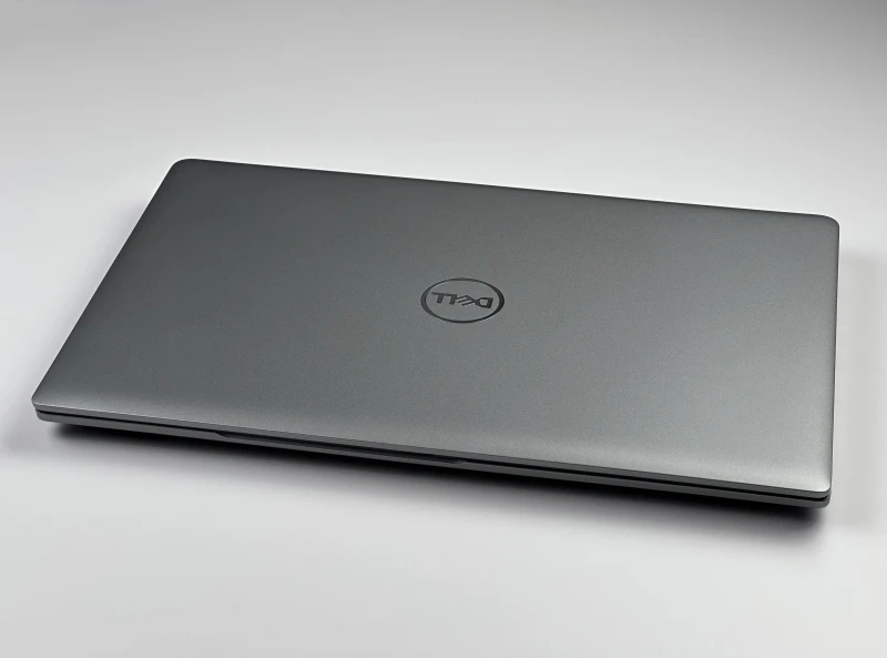 Dell Latitude 5540 – i5-1335U, FHD 15.6" i LTE. Nowoczesny laptop biznesowy do pracy mobilnej, biurowej i zdalnej. Szybki, solidny i gotowy do działania.