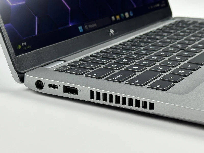 Dell Latitude 5410 i5-10310U 14" FHD, klawiatura US (PL) – laptop biznesowy do pracy biurowej, nauki i codziennych zadań. Mobilny i niezawodny.