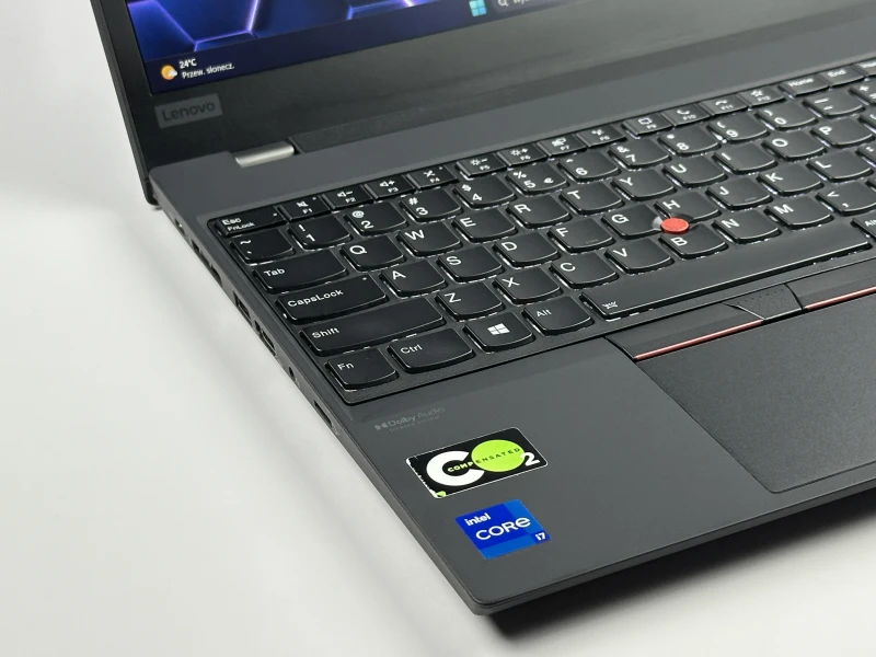 Lenovo ThinkPad T15 Gen 2 z i7-1165G7, 15.6" FHD i Intel Iris Xe. Laptop biznesowy z klawiaturą US, Wi-Fi 6 i solidną konstrukcją ThinkPad.