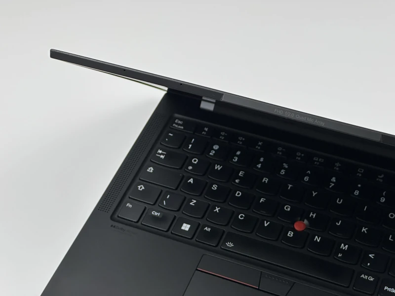 Lenovo ThinkPad X1 Carbon Gen 10 - i7-1265U, 2.8K OLED. Ultralekki laptop z obsługą Thunderbolt 4 i Wi-Fi 6E, stworzony do wymagającej pracy.
