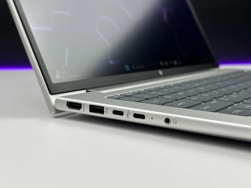 HP Elite mt645 G8 Ryzen 5 7535U, 14" FHD+ – wydajny laptop biznesowy do pracy mobilnej i biurowej z klawiaturą US.