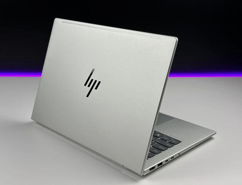 HP Elite mt645 G8 Ryzen 5 7535U, 14" FHD+ – wydajny laptop biznesowy do pracy mobilnej i biurowej z klawiaturą US.