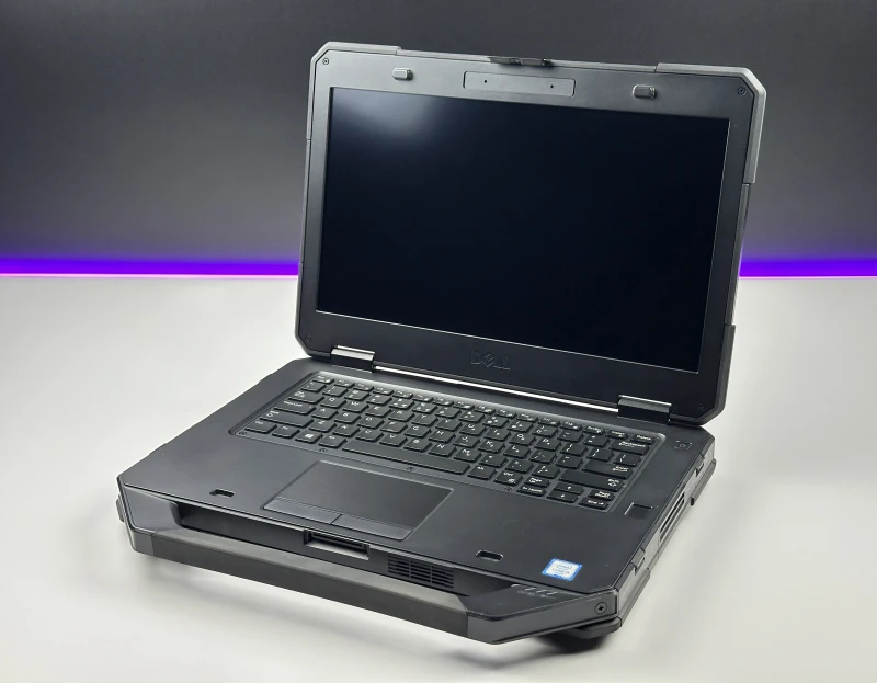 Dell Latitude 5414 Rugged z procesorem i5-6300U, ekranem 14" i Intel HD Graphics 520. Wzmocniony laptop terenowy z Windows 10 Pro.