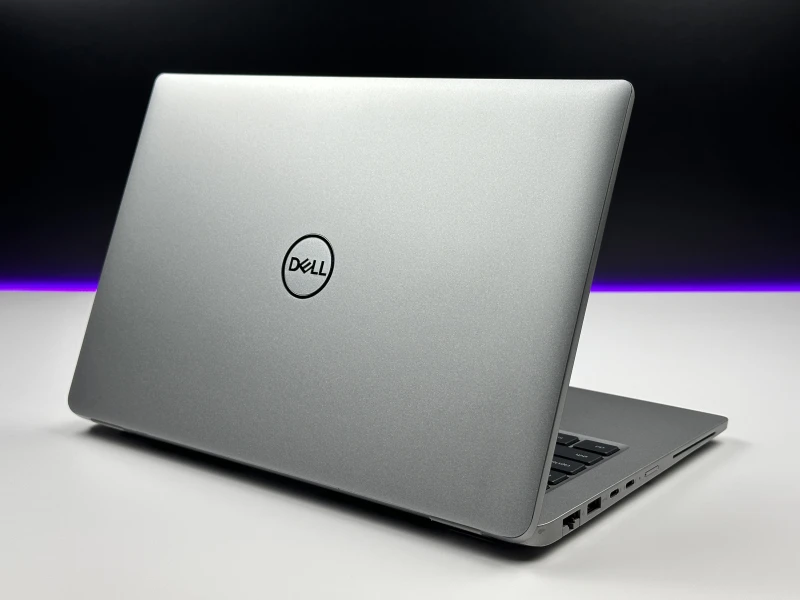 Dell Latitude 5440 z procesorem i5-1335U, ekranem 14" FHD, modemem LTE i grafiką Intel Iris Xe. Laptop biznesowy z klawiaturą US i Thunderbolt 4.