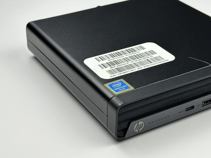 HP ProDesk 400 G6 Mini z Pentium Gold G6400T i Intel UHD Graphics 610. Komputer biurowy z 2 slotami RAM DDR4 i obsługą dysków M.2 NVMe.
