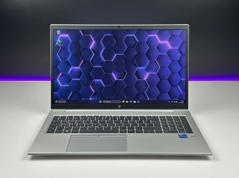 HP EliteBook 850 G8 – i7-1185G7 i matryca 15.6". Biznesowy laptop klasy premium do pracy biurowej, mobilnej i codziennych zadań. Solidna wydajność.