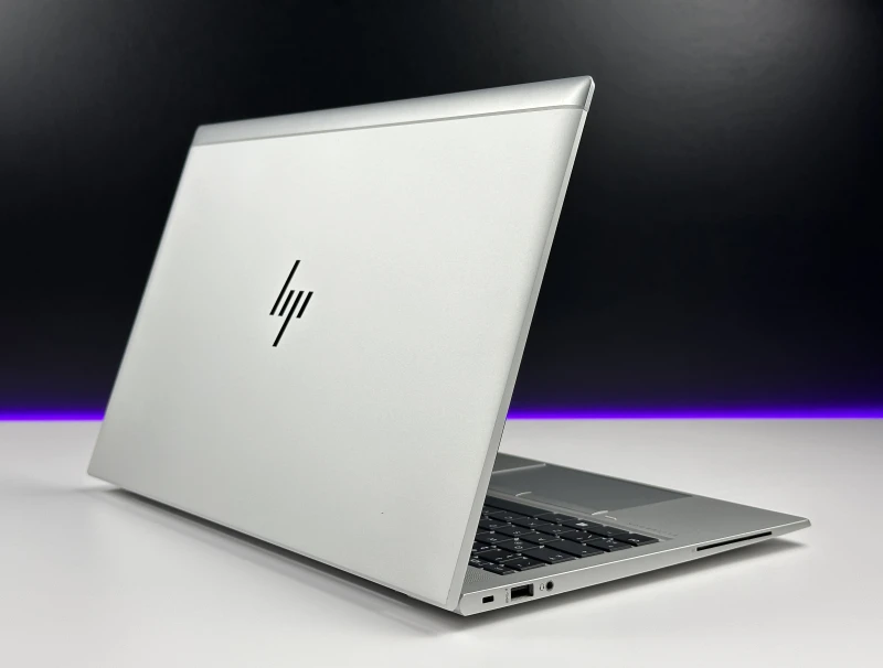 HP EliteBook 850 G8 – i7-1185G7 i matryca 15.6". Biznesowy laptop klasy premium do pracy biurowej, mobilnej i codziennych zadań. Solidna wydajność. HP EliteBook 850 G8 – i7-1185G7 i matryca 15.6". Biznesowy laptop klasy premium do pracy biurowej, mobilnej i codziennych zadań. Solidna wydajność.