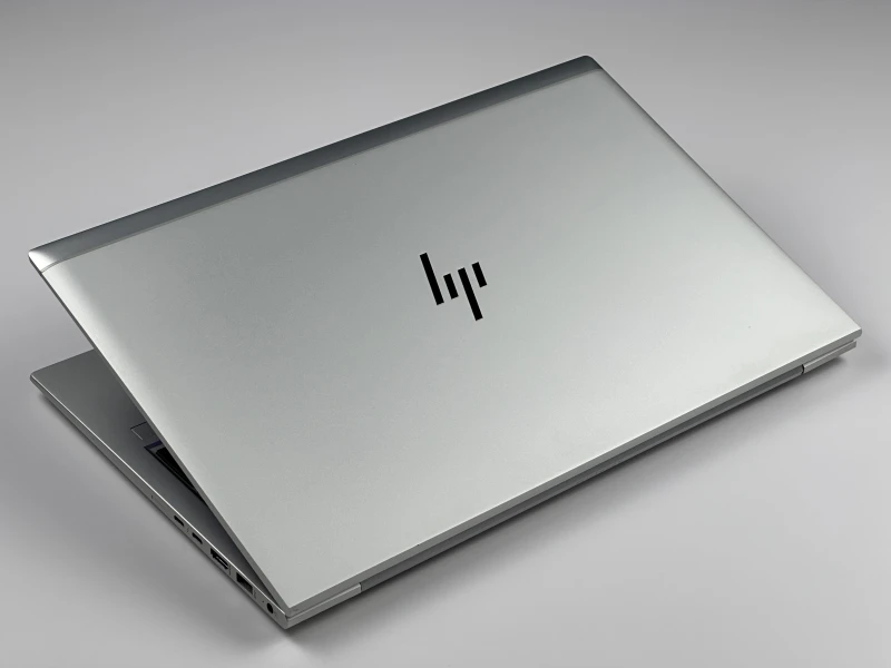HP EliteBook 850 G8 – i7-1185G7 i matryca 15.6". Biznesowy laptop klasy premium do pracy biurowej, mobilnej i codziennych zadań. Solidna wydajność.